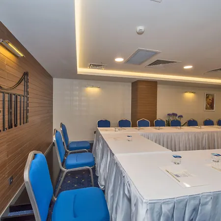 Ξενοδοχείο Inntel 4*